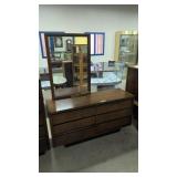 Vintage Mcm Dresser By Town & Country Furniture