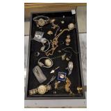 Tray lot of costume jewelries pendants watches etc