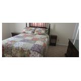 Six Piece Modern Queen Size Bedroom Suit With