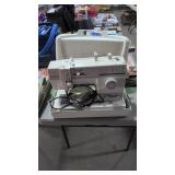 Singer Sewing Machine With Case