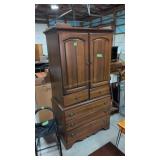 Five Drawer Two-door Entertainment Center