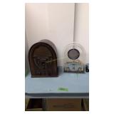 Pair Of Vintage Radios As Shown