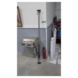 Adjustable load lock