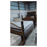 Vintage Double Poster Bed With Bedding Double Bed