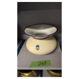 Porcelain Spittoon 8-in Diameter 6 In Tall