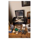 Costume Jewelry Necklaces Picture Frames Lamp On