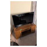 Samsung 42 Inch Flat Screen Tv With Wooden Stand