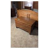 Vintage Cedar Chest 36 In Long 20 In Deep 21