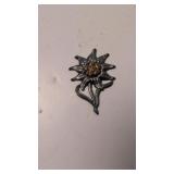 World War Ii German Army Edelweiss Hat Badge