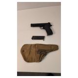 Charles Petter Model 1935 A Pistol With Extra