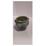 Roseville Double Handle Base Number 300 - 4