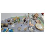 Miniature figurines silhouettes glassware as shown