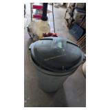 Sprayer roll around cart Crocs decoration trash