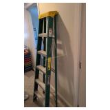 6 ft Louisville fiberglass step ladder