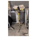 Halogen Pedestal Light