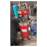 Lincoln Roll Around Oil Reservoir