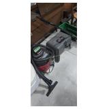 Shop vac Rubbermaid stool scotch 1000 spreader