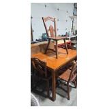 Vintage Maple kitchen table with five chairs