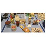 Glassware and animal figures