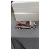 1935 duesenberg with original box by Danbury mint