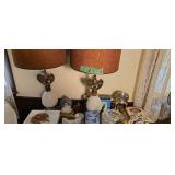 Pair of vintage table lamps glassware clock as