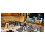 Pots, pans, roaster frying, pan linens, kitchen