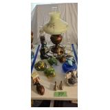 Vintage oil lamp, frog figures, etc