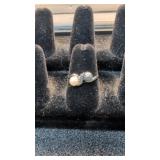 10 Karat Gold Ring With Pearl 2.2 G Size 8 1/4