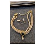 Princess Di Pearl Necklace With Post Pearl