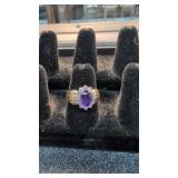 14k gold ring tested 9 g size 8.25