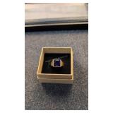 10 karat gold blue sapphire ring 6.2 g size 9