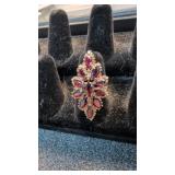 14 karat yellow gold and Garnet ring size 8.25