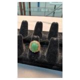 14k gold ring with jadeite Stone 6.5 g size 8