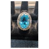 Beautiful 14k Gold Swiss Blue Topaz 11.7 G Size