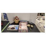 cookie jar keepsake gift set beating said