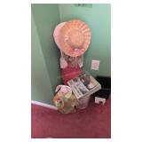 figurines puzzle trash can etc