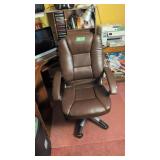 leather roll around desk chair