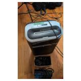 Royal 1830 MX paper shredder power strip plastic