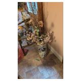 bird figure umbrella stand with artificial