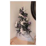 bird Christmas tree small clock and vase on top