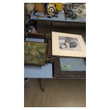 lot of picture frames