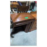vintage Singer sewing machine with cabinet