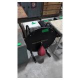 Everlast boxing trainer