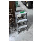 small aluminum step ladder