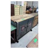 vintage Sun service equipment roll around work