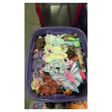 tub lot of beanie babies