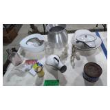 vintage agateware items etc as shown