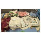 vintage linens and tablecloths