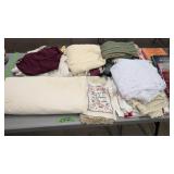 vintage linens and tablecloths