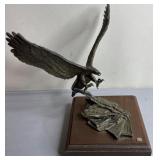 Wally Shoop Bronze "Eagle in Flight" Wawa Statue